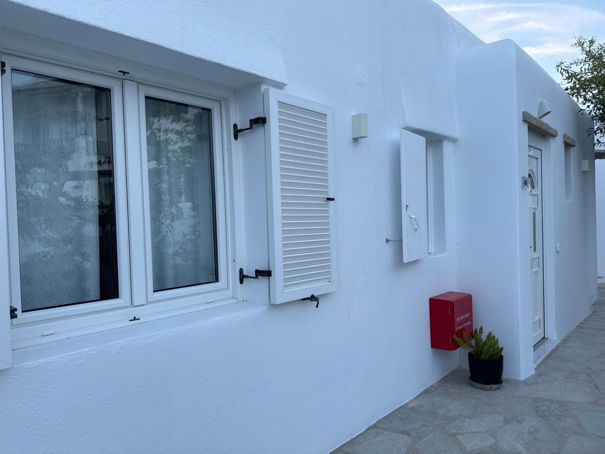 Anais Aparthotel Mykonos Town Exterior photo