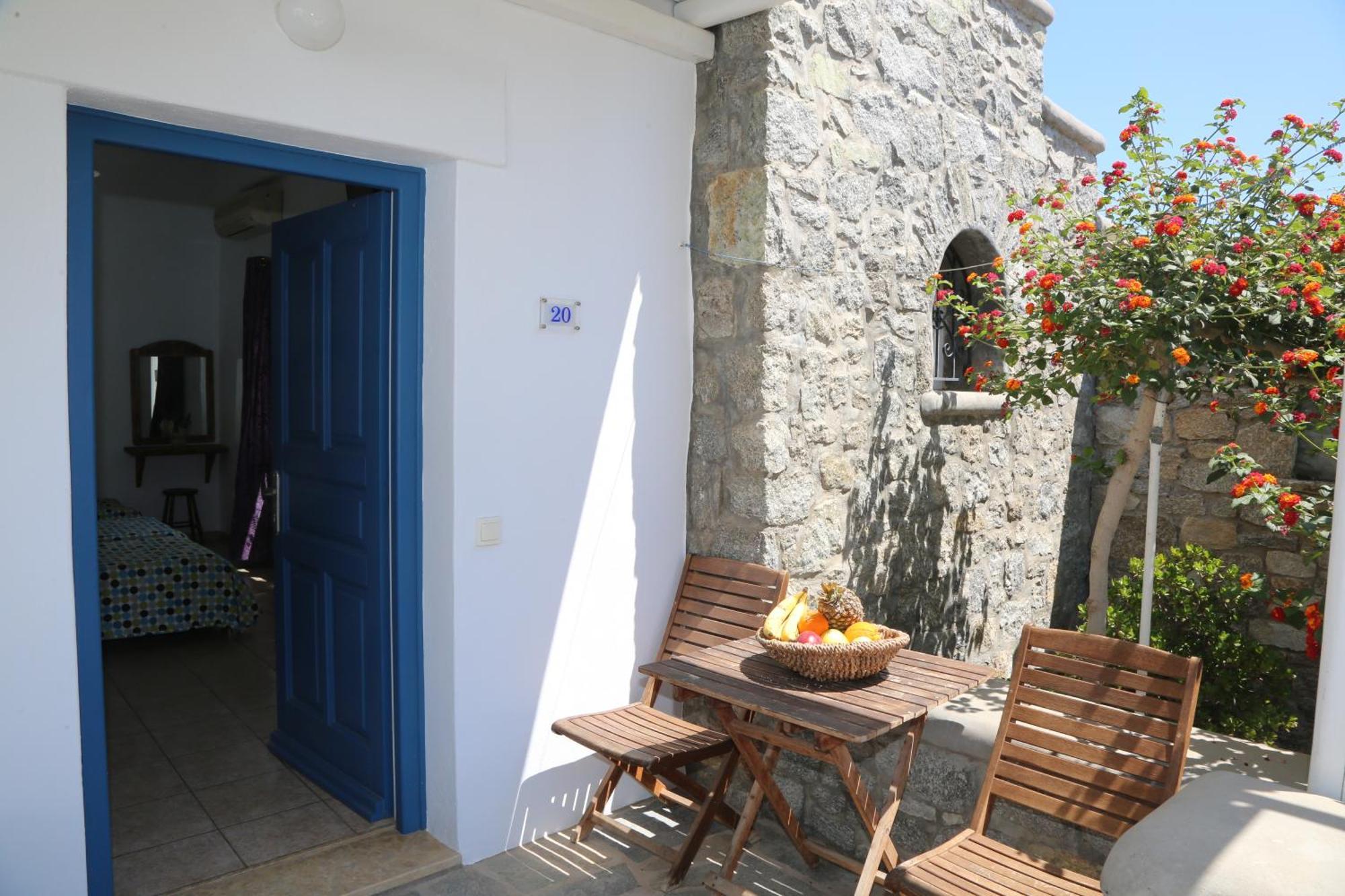 Anais Aparthotel Mykonos Town Exterior photo