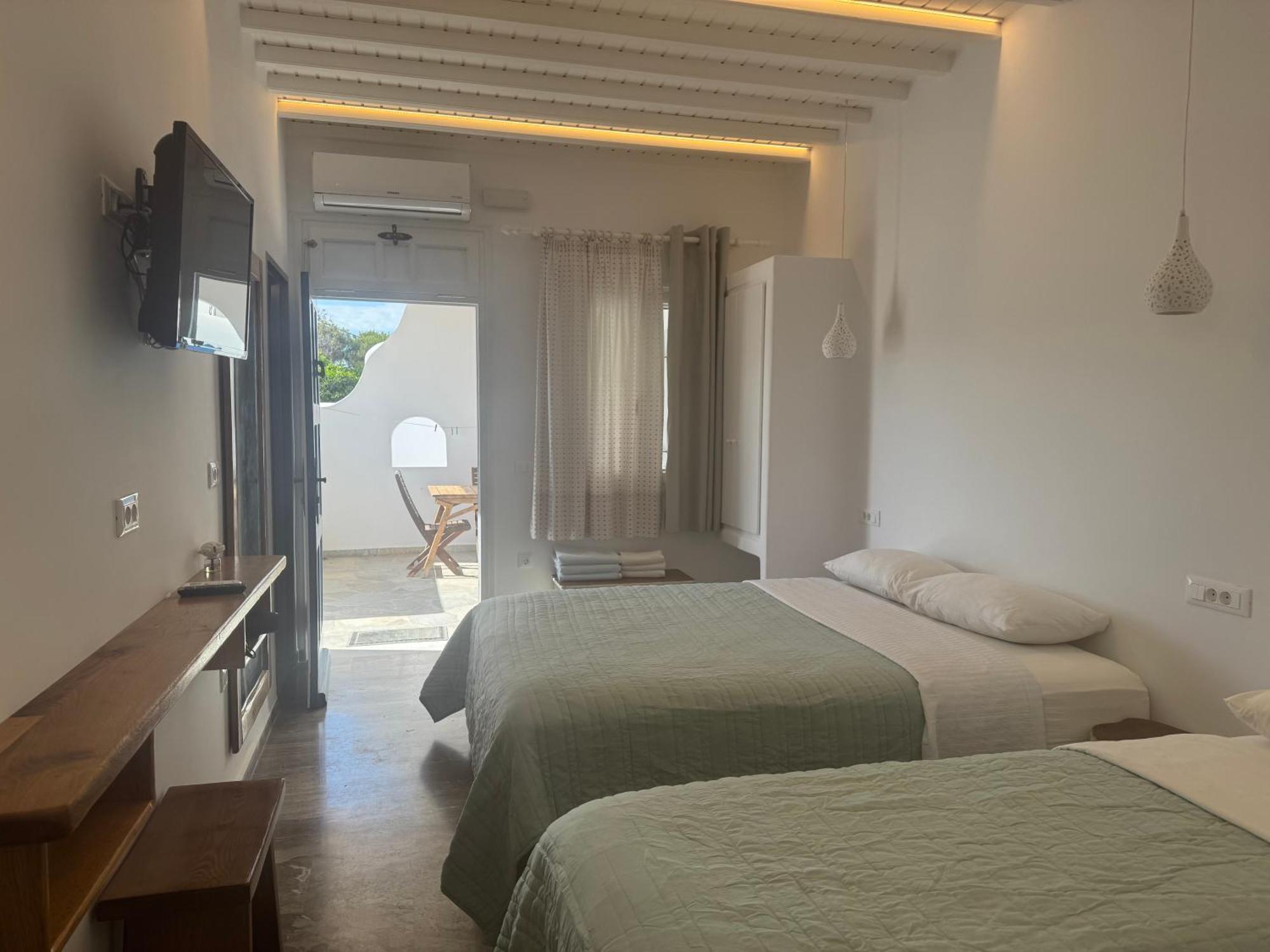 Anais Aparthotel Mykonos Town Exterior photo